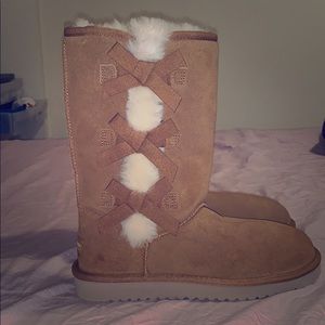 Koolaburra By Ugs size 7 For Sale